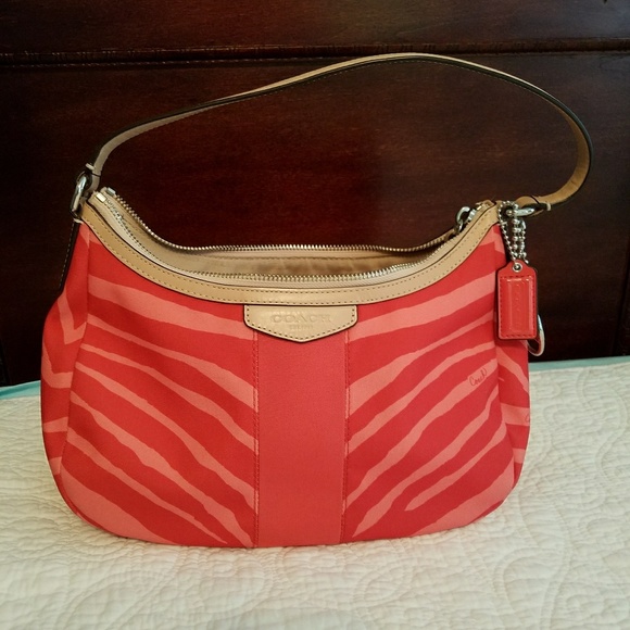 Coach Bag - Picture 1 of 4